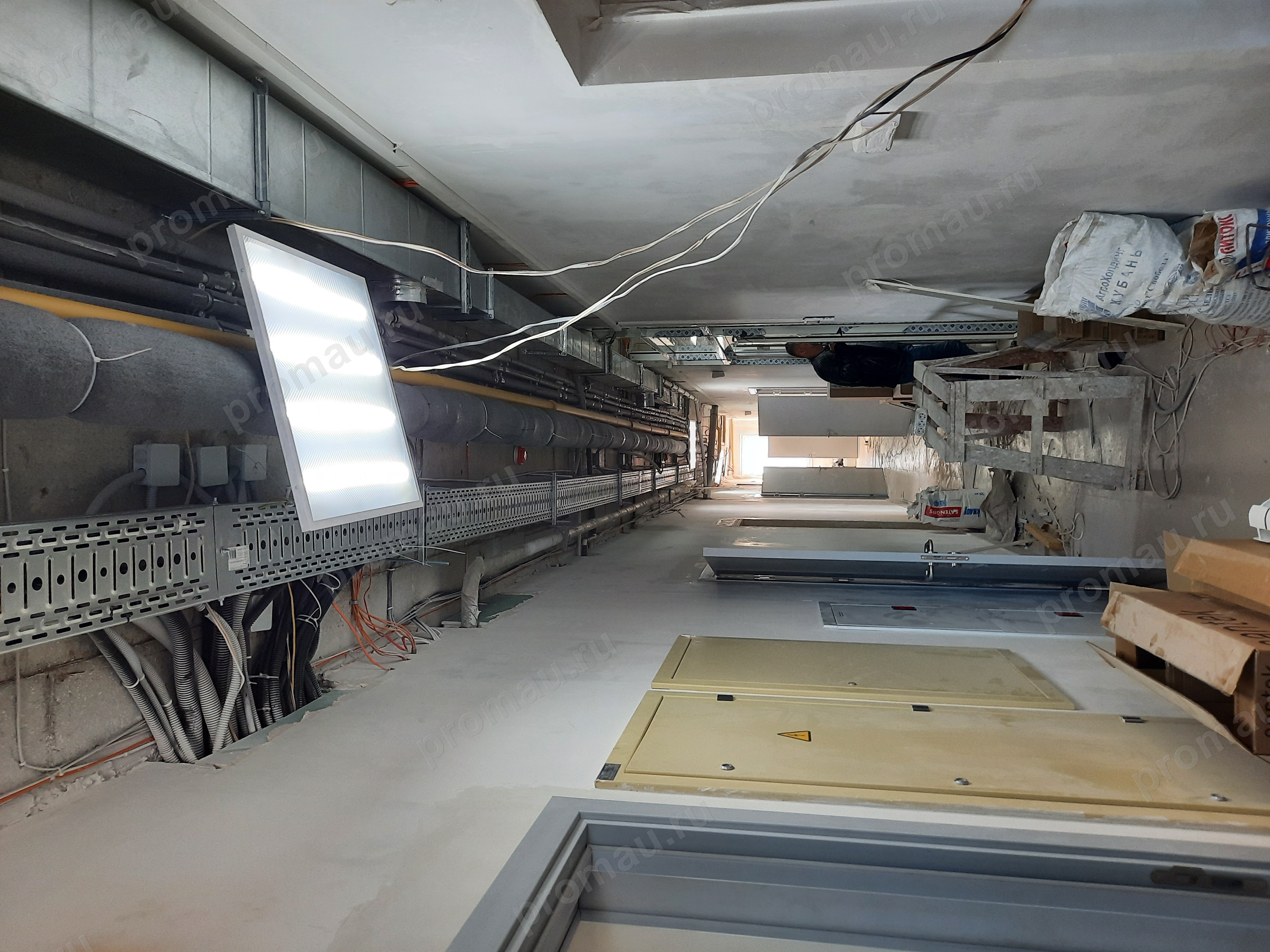 Монтаж СКС и связи в офисном здании